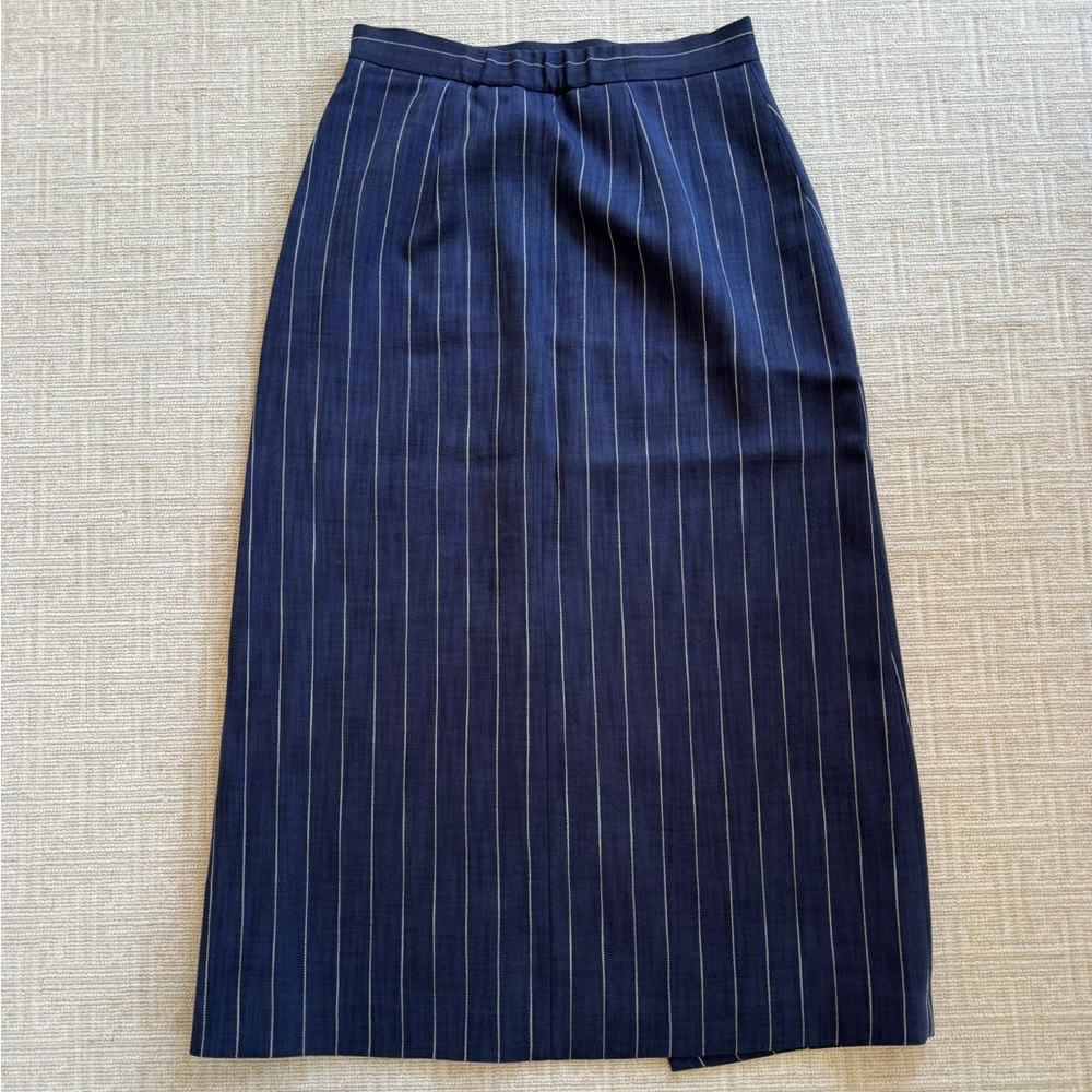 Cefinn Layla Wrap Navy Pinstripe Midi Skirt Size US8 - Picture 10 of 10